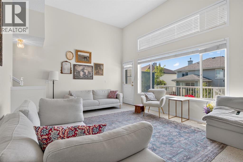 121 Rocky Ridge Court Nw, Calgary, Alberta  T3G 4S7 - Photo 6 - A2302580