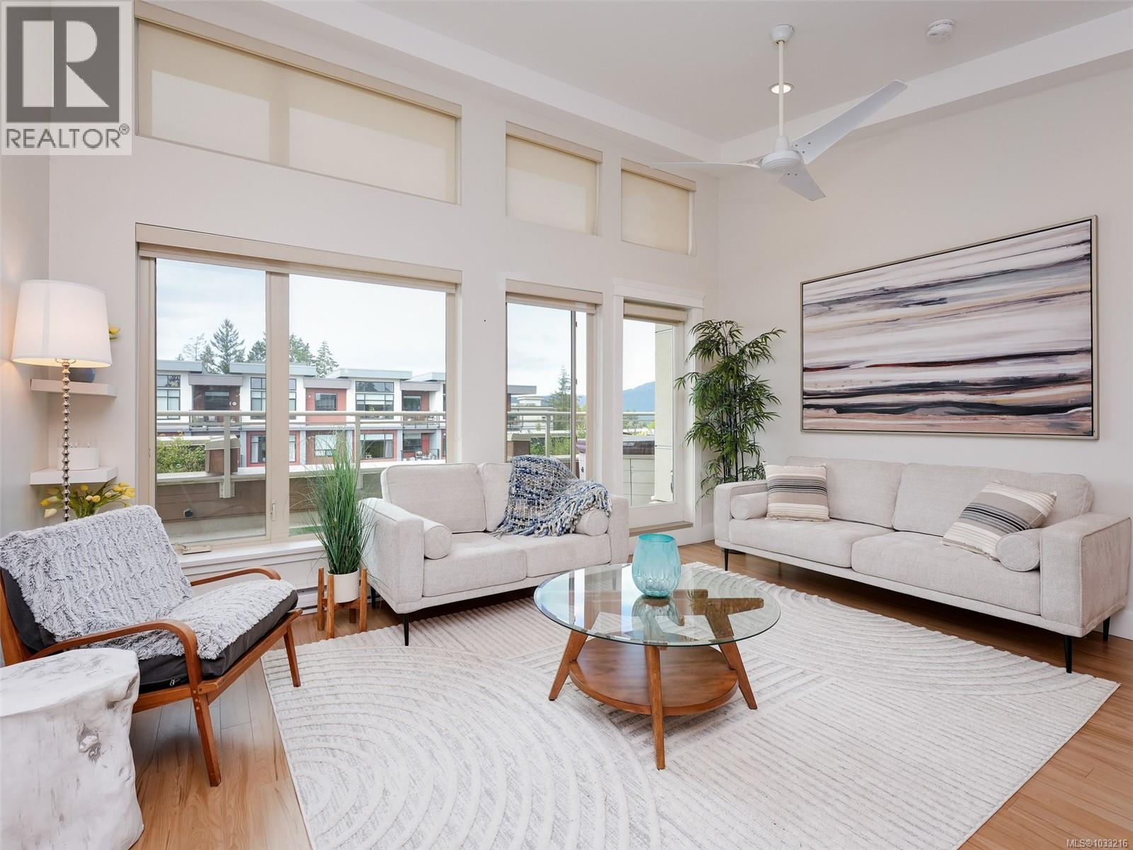 403 7161 West Saanich Rd, Central Saanich, British Columbia