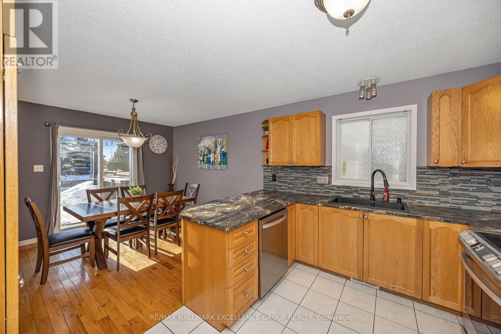 3317 Elie Street, Clarence-Rockland, Ontario  K4K 1S1 - Photo 12 - X12847080