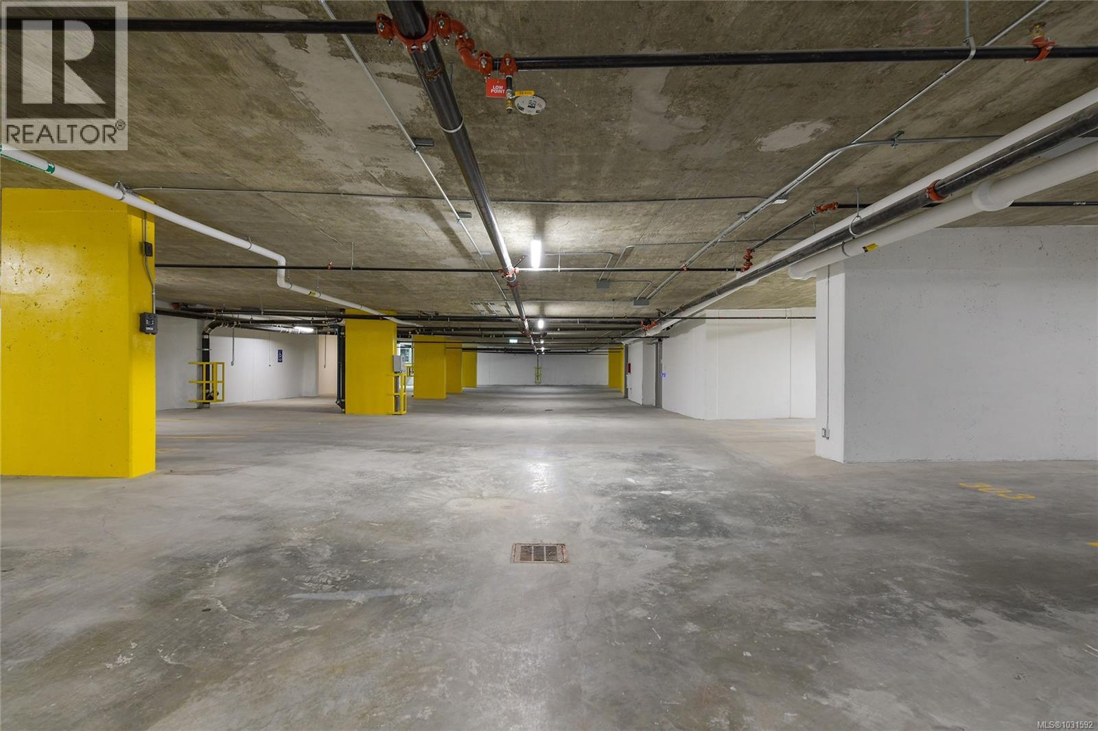 304 899 Esquimalt Ave SW, Esquimalt, British Columbia  V9A 3M5 - Photo 52 - 1031592