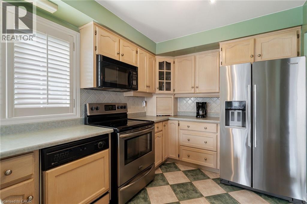 85 Edgewater Drive Unit# 10, Stoney Creek, Ontario  L8E 4Z2 - Photo 14 - 40823740