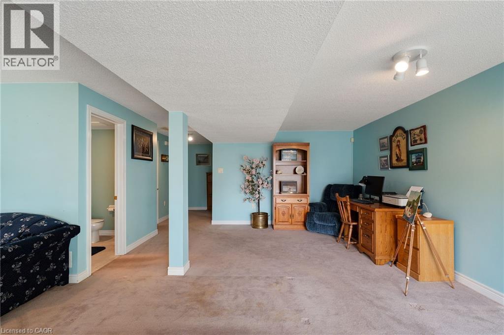 85 Edgewater Drive Unit# 10, Stoney Creek, Ontario  L8E 4Z2 - Photo 35 - 40823740