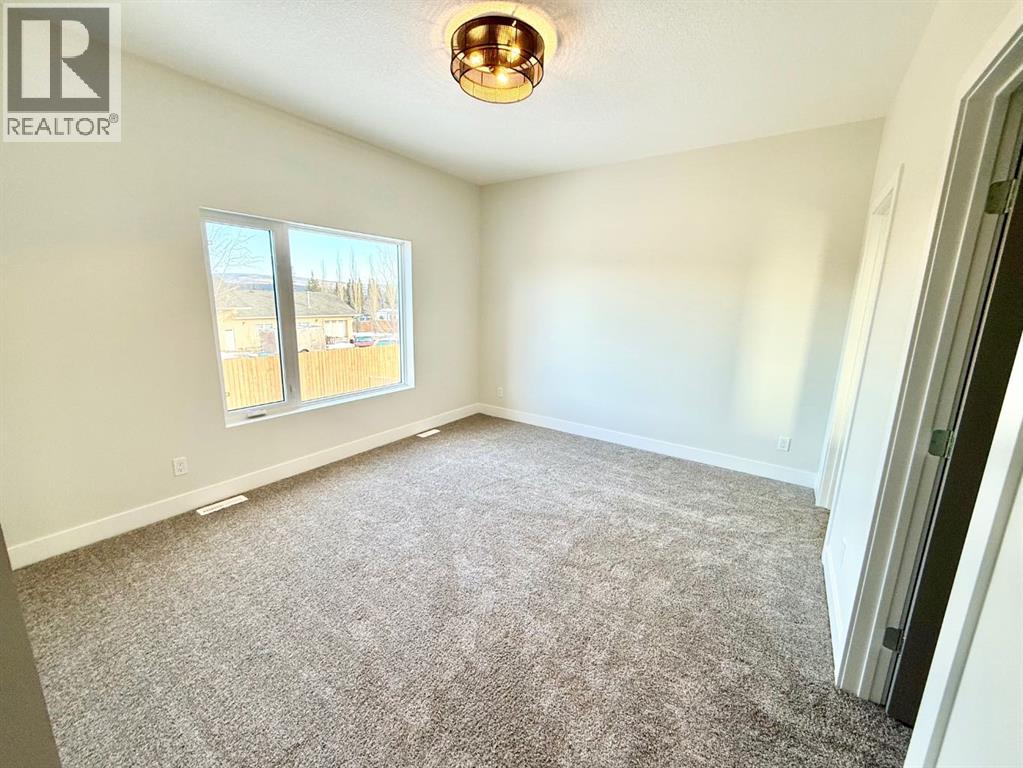 128 Trestle Place, Hinton, Alberta  T7V 0B8 - Photo 10 - A2202875