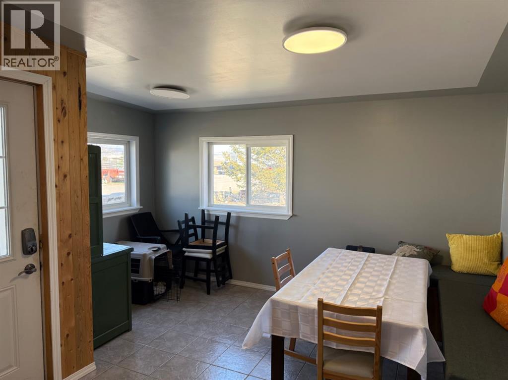 414 1 Street, Lundbreck, Alberta  T0K 1H0 - Photo 13 - A2300789