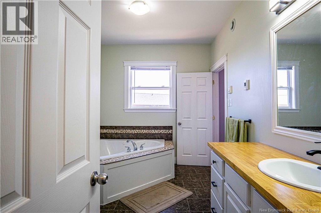4 Mcconnell Street, Oromocto West, New Brunswick  E2V 0J1 - Photo 20 - NB137702