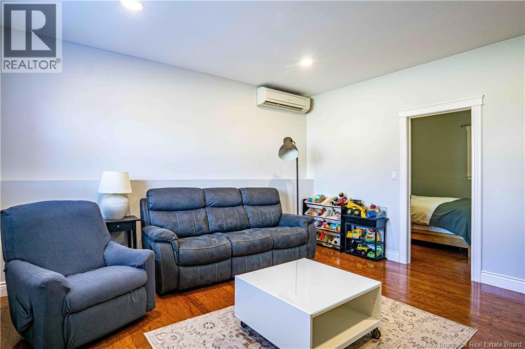 4 Mcconnell Street, Oromocto West, New Brunswick  E2V 0J1 - Photo 28 - NB137702