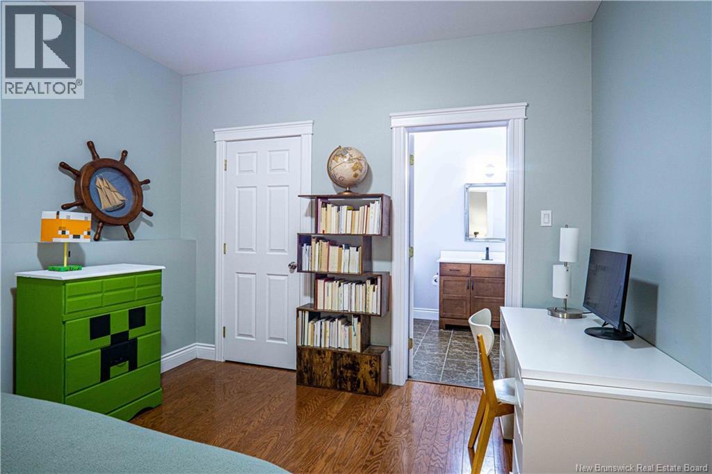 4 Mcconnell Street, Oromocto West, New Brunswick  E2V 0J1 - Photo 33 - NB137702