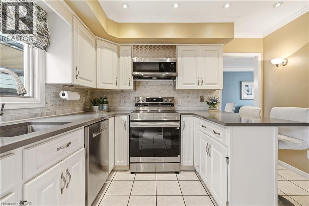 559 Rexway Court, Burlington, Ontario  L7N 3B6 - Photo 15 - 40823611