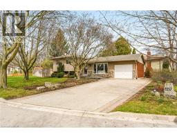 559 REXWAY Court, Burlington, Ontario