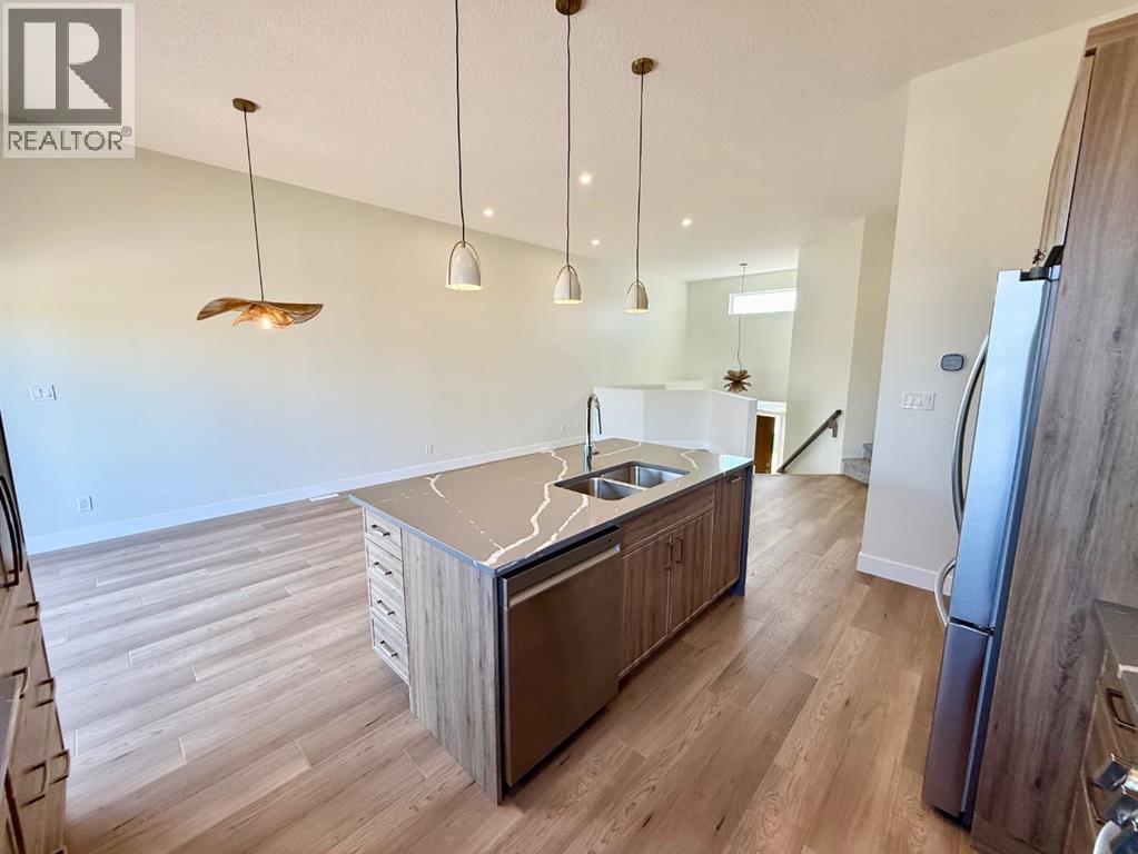 124 Trestle Place, Hinton, Alberta  T7V 0B8 - Photo 9 - A2229266