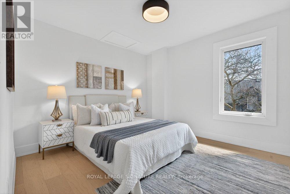 290 Chisholm Avenue, Toronto, Ontario  M4C 4W7 - Photo 27 - E13037322