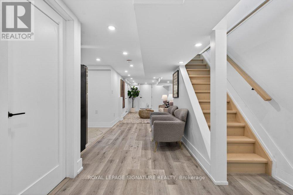 290 Chisholm Avenue, Toronto, Ontario  M4C 4W7 - Photo 34 - E13037322