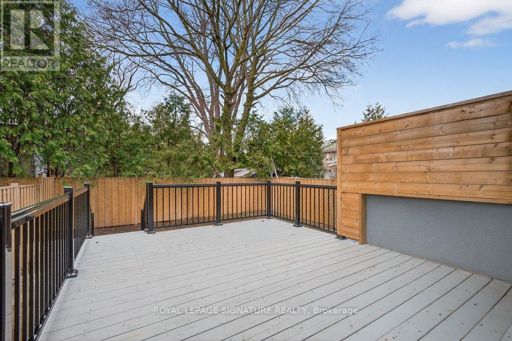 290 Chisholm Avenue, Toronto, Ontario  M4C 4W7 - Photo 43 - E13037322