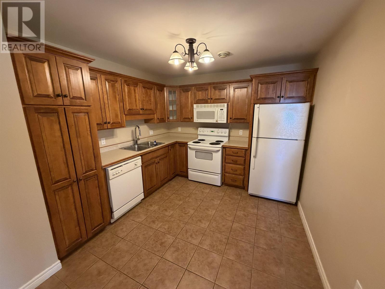 11 Park View Court, Cornwall, Prince Edward Island  C0A 1H4 - Photo 9 - 202608409