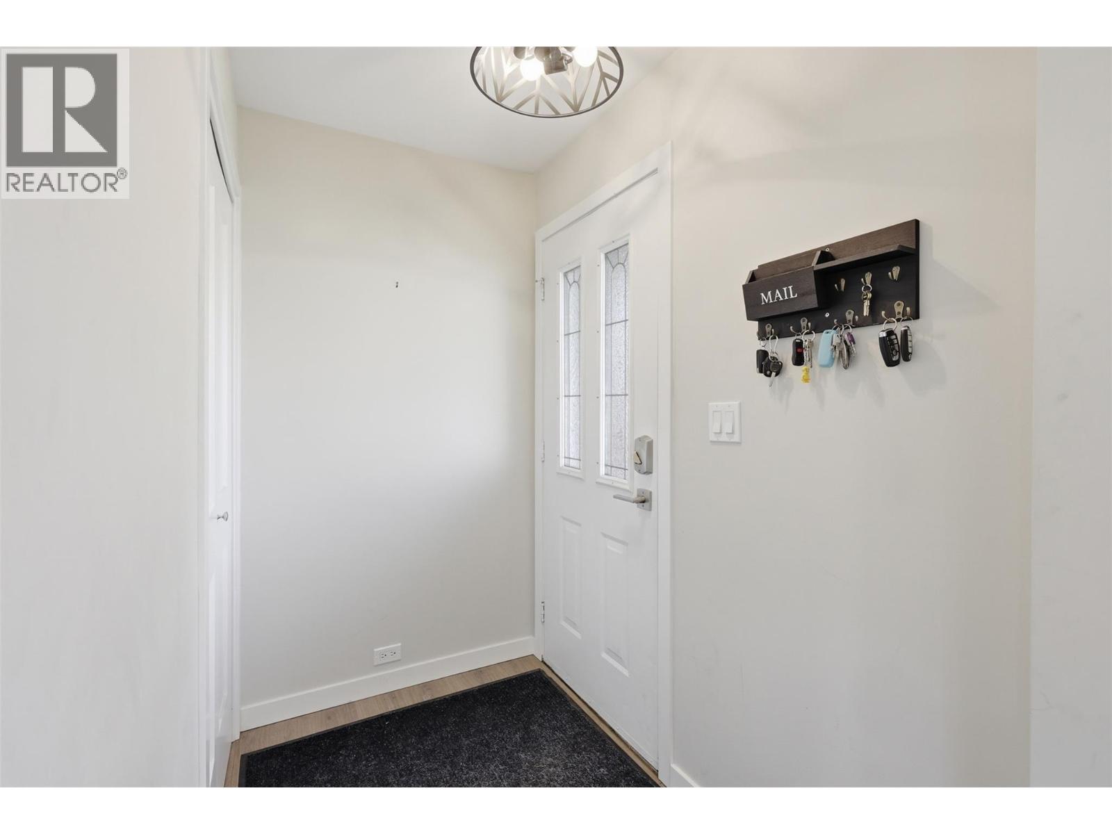 2484 Young Avenue, Kamloops, British Columbia  V2B 4M8 - Photo 21 - 10384668