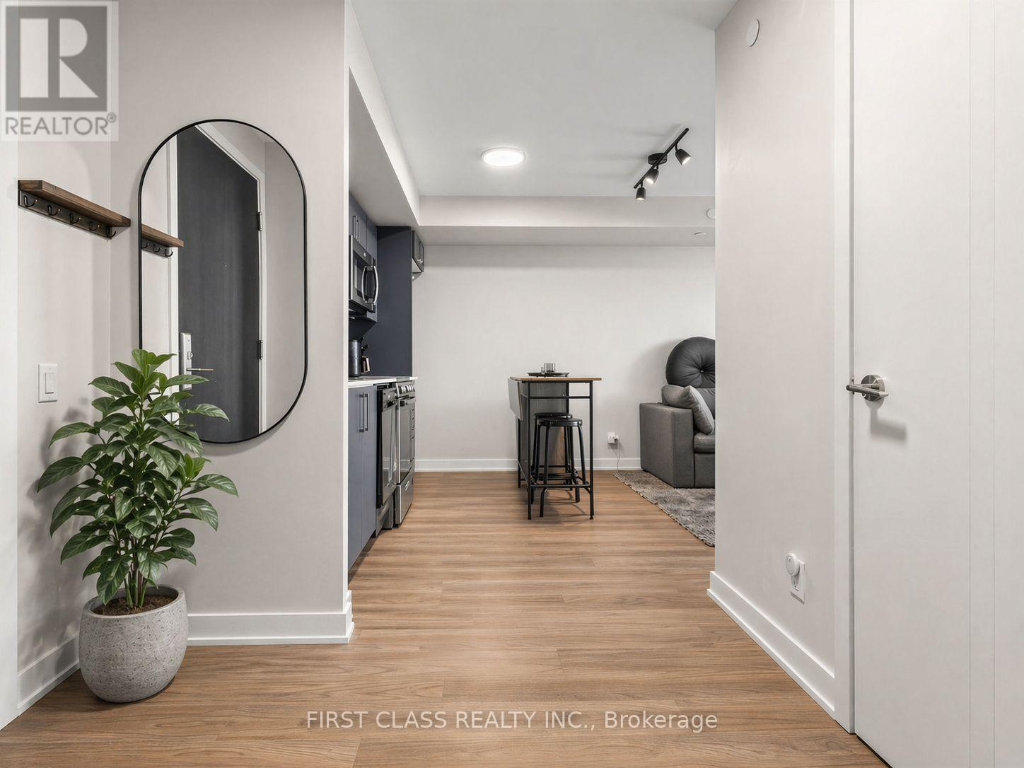 616 - 38 Monte Kwinter Court, Toronto, Ontario  M3H 0E2 - Photo 2 - C13032600