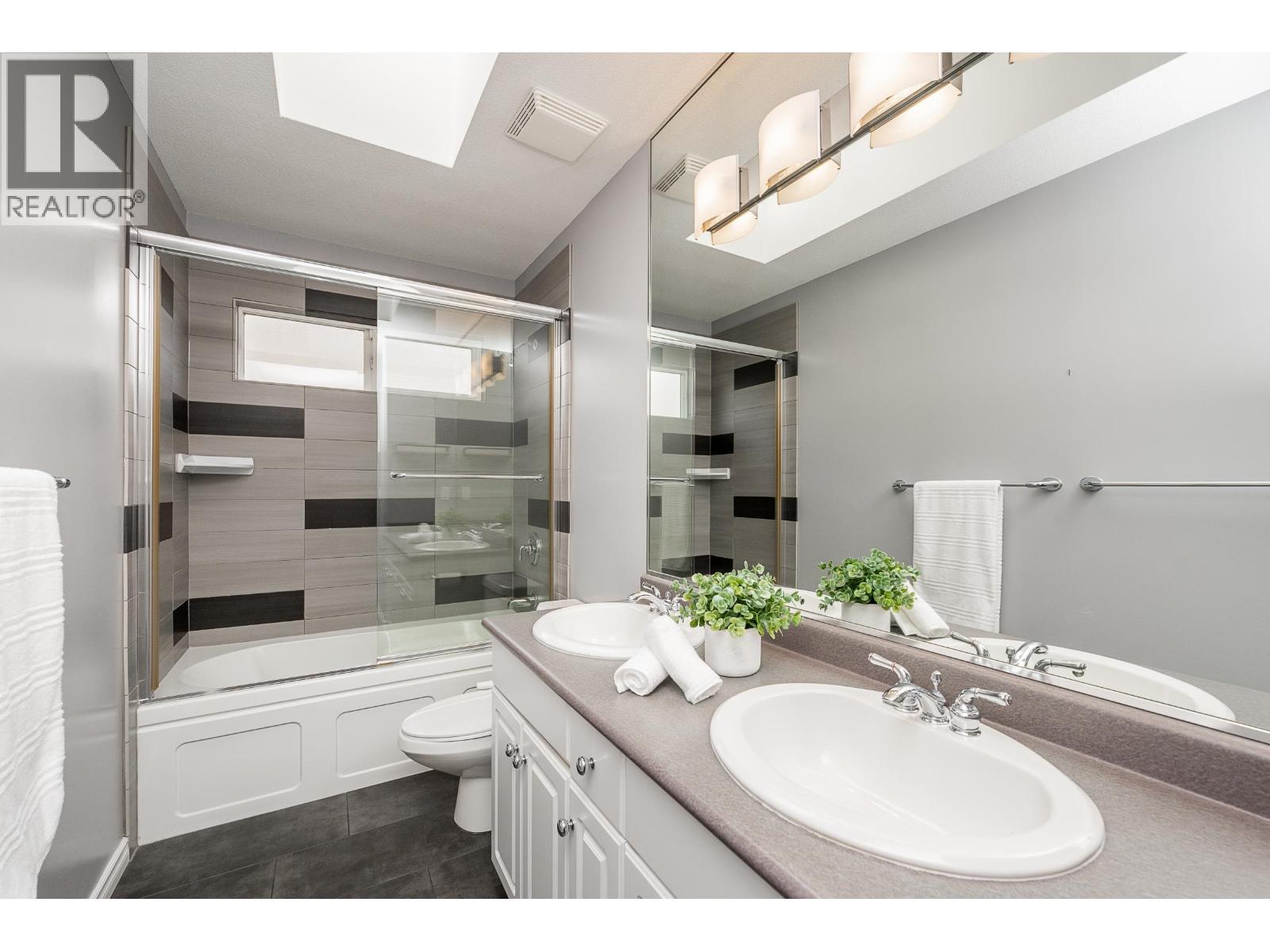 64 Wilkes Creek Drive, Port Moody, British Columbia  V3H 4Z9 - Photo 22 - R3114776