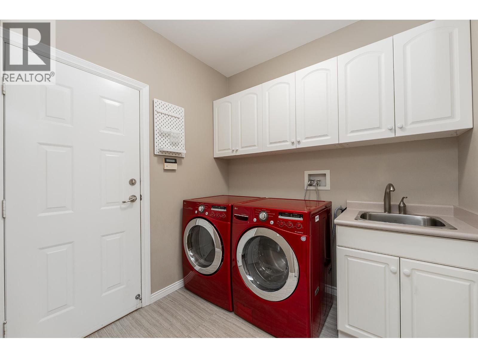 64 Wilkes Creek Drive, Port Moody, British Columbia  V3H 4Z9 - Photo 14 - R3114776