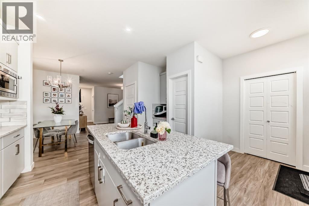 483 Lawthorn Way SE, Airdrie, Alberta  T4A 3M8 - Photo 7 - A2285245