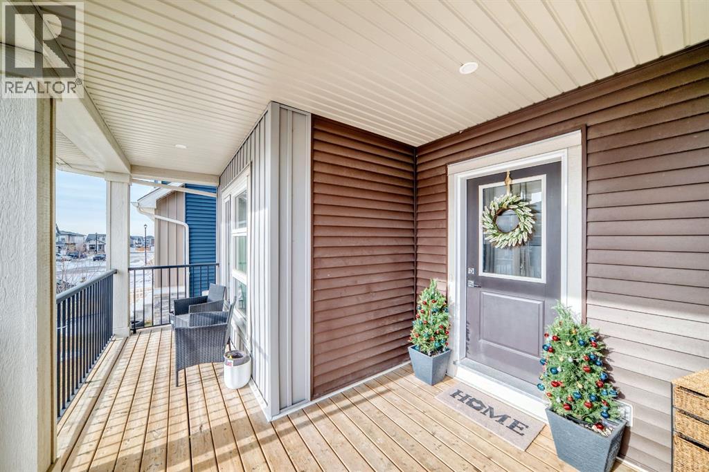 483 Lawthorn Way SE, Airdrie, Alberta  T4A 3M8 - Photo 4 - A2285245