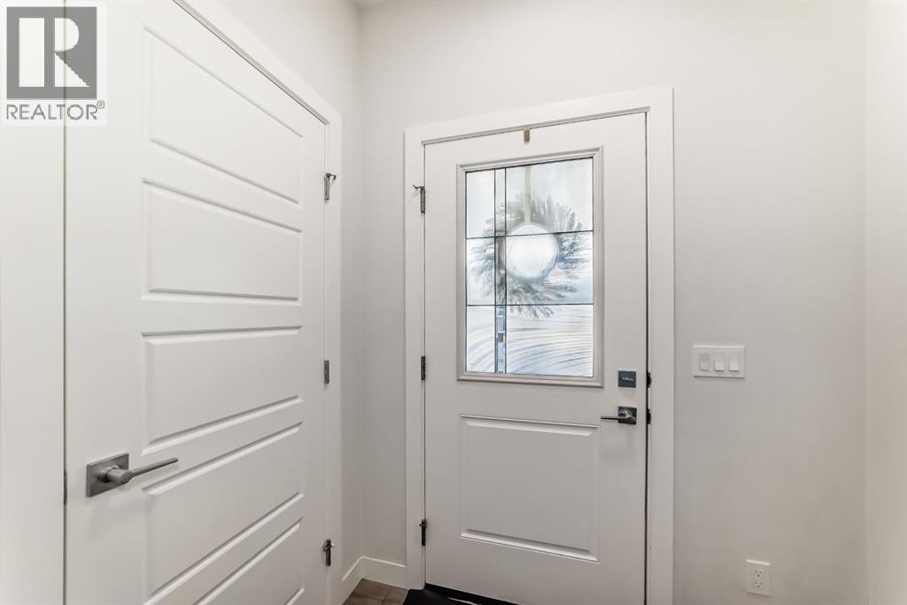 483 Lawthorn Way SE, Airdrie, Alberta  T4A 3M8 - Photo 5 - A2285245