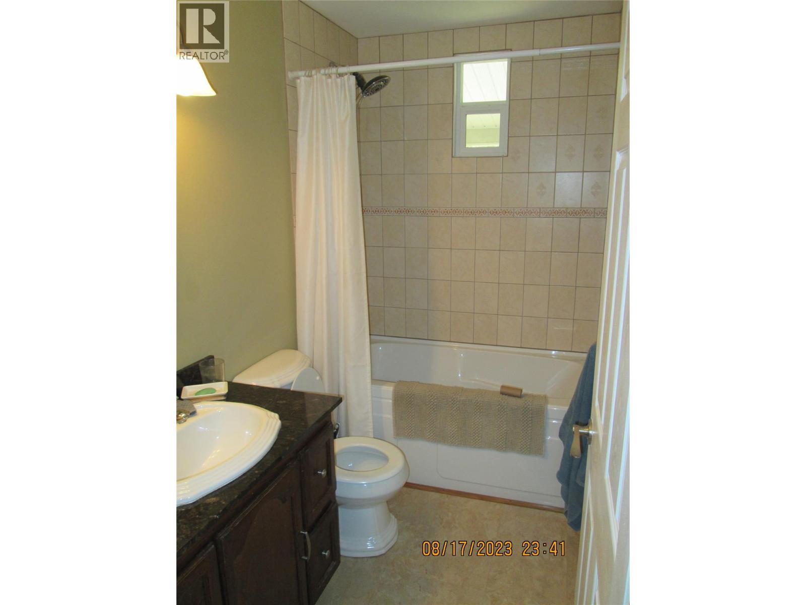 7250 Hurst Road, Salmon Arm, British Columbia  V1E 2P7 - Photo 26 - 10384359