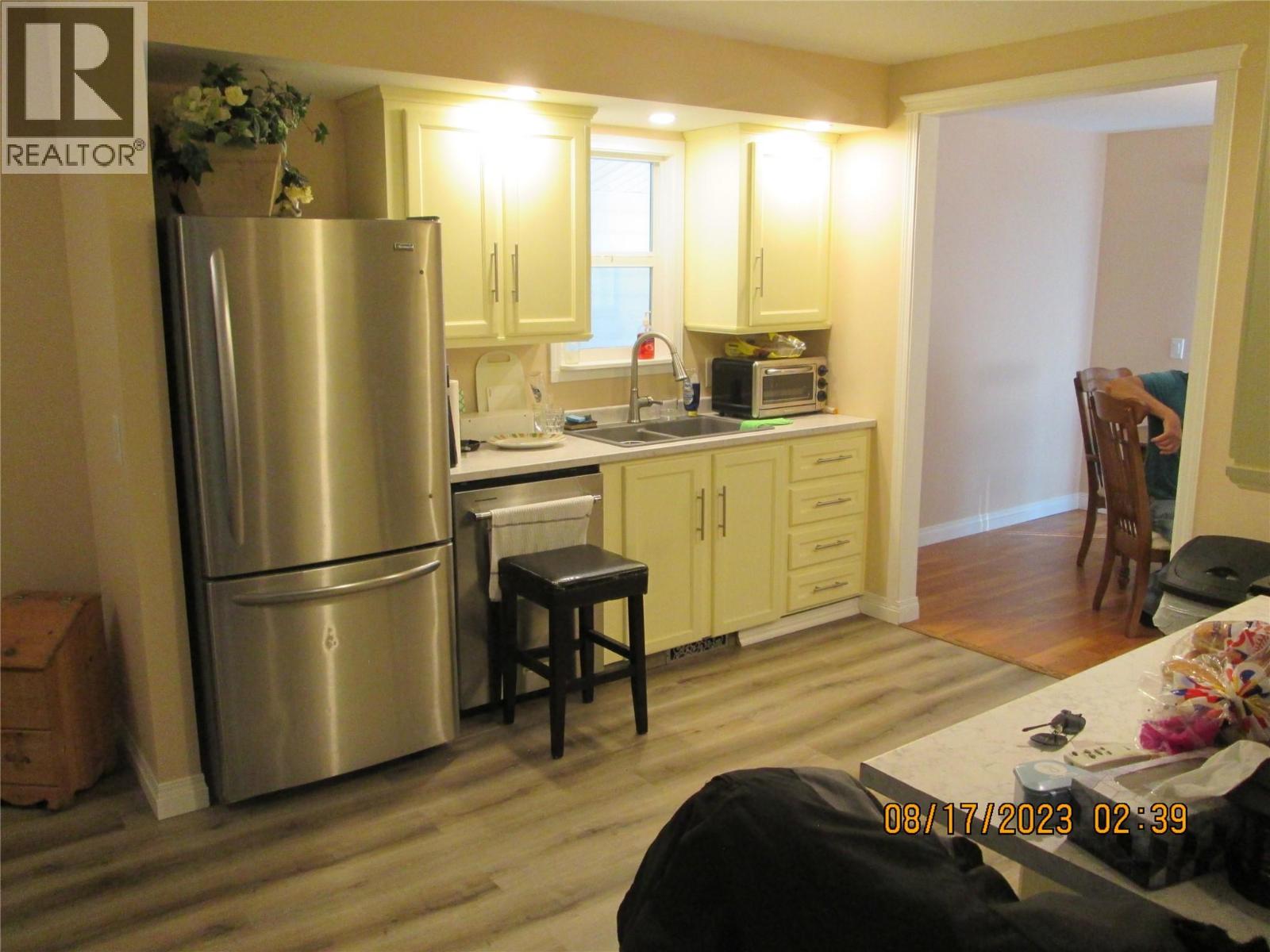 7250 Hurst Road, Salmon Arm, British Columbia  V1E 2P7 - Photo 16 - 10384359