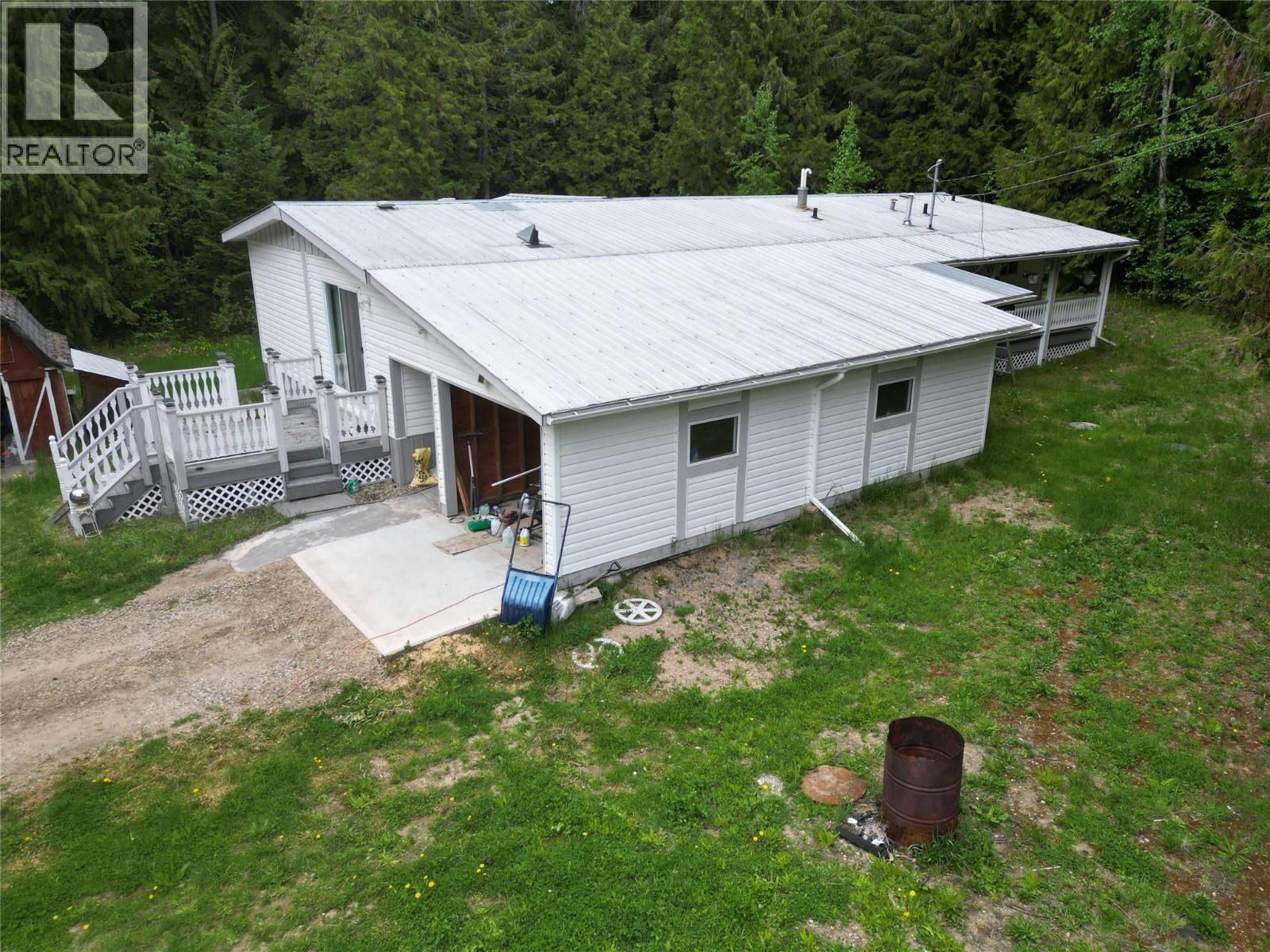 7250 Hurst Road, Salmon Arm, British Columbia  V1E 2P7 - Photo 43 - 10384359