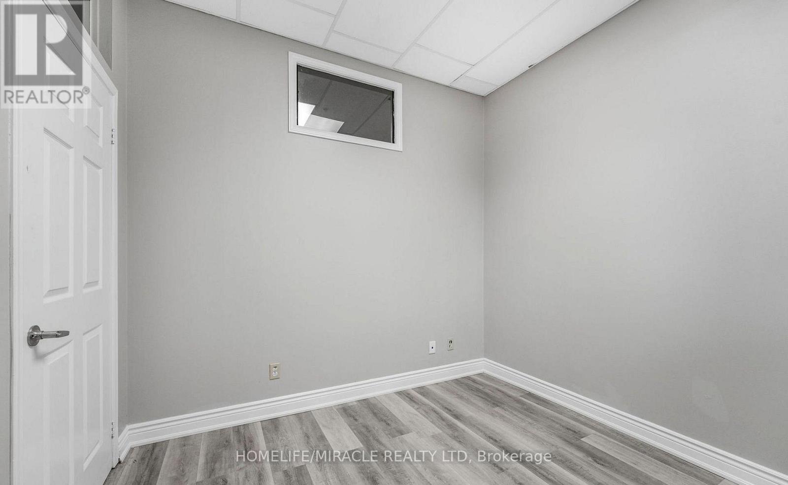 112 (Main Floor) - 2 Automatic Drive, Brampton, Ontario  L6S 6K8 - Photo 12 - W13037292