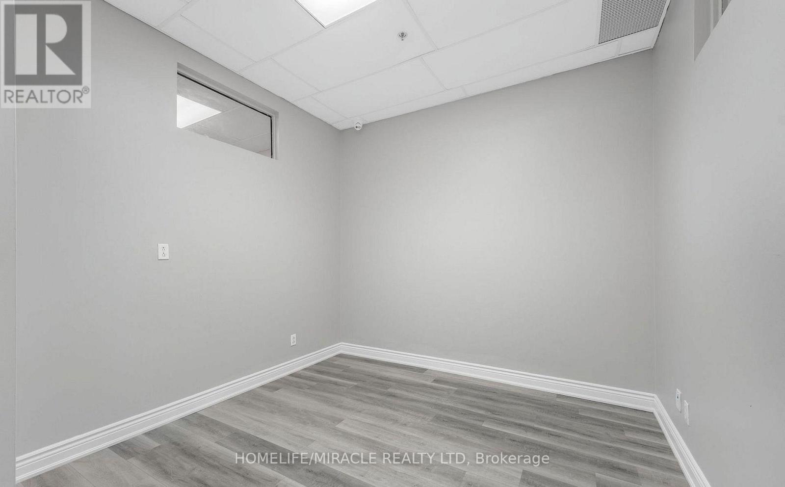 112 (Main Floor) - 2 Automatic Drive, Brampton, Ontario  L6S 6K8 - Photo 13 - W13037292