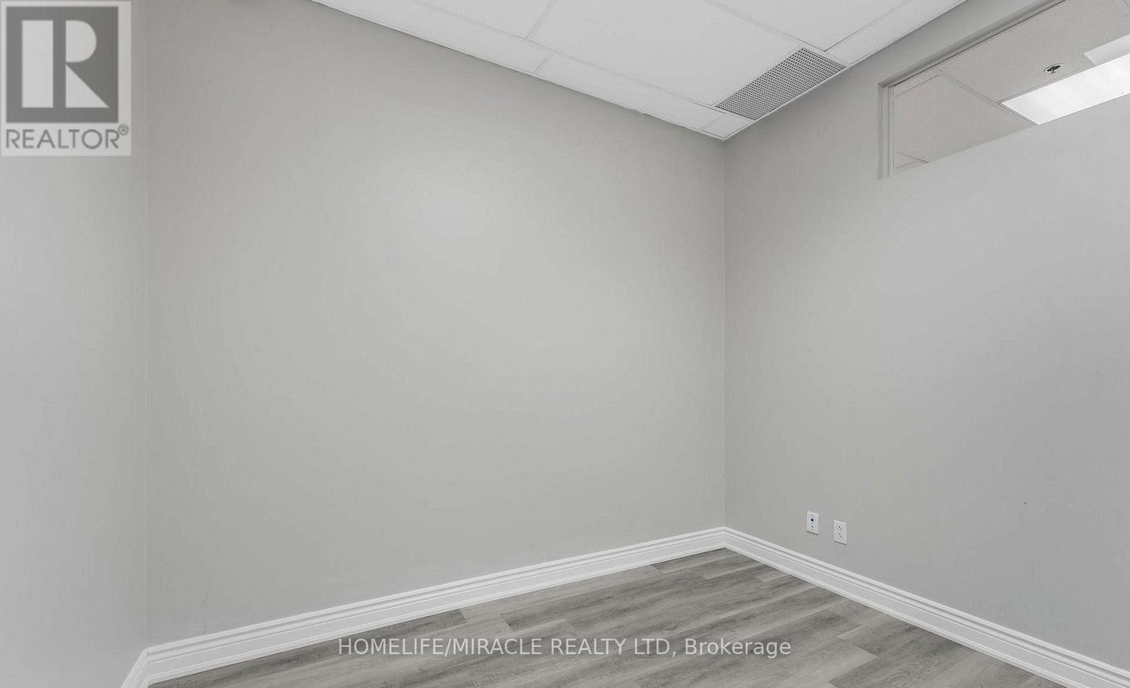 112 (Main Floor) - 2 Automatic Drive, Brampton, Ontario  L6S 6K8 - Photo 14 - W13037292