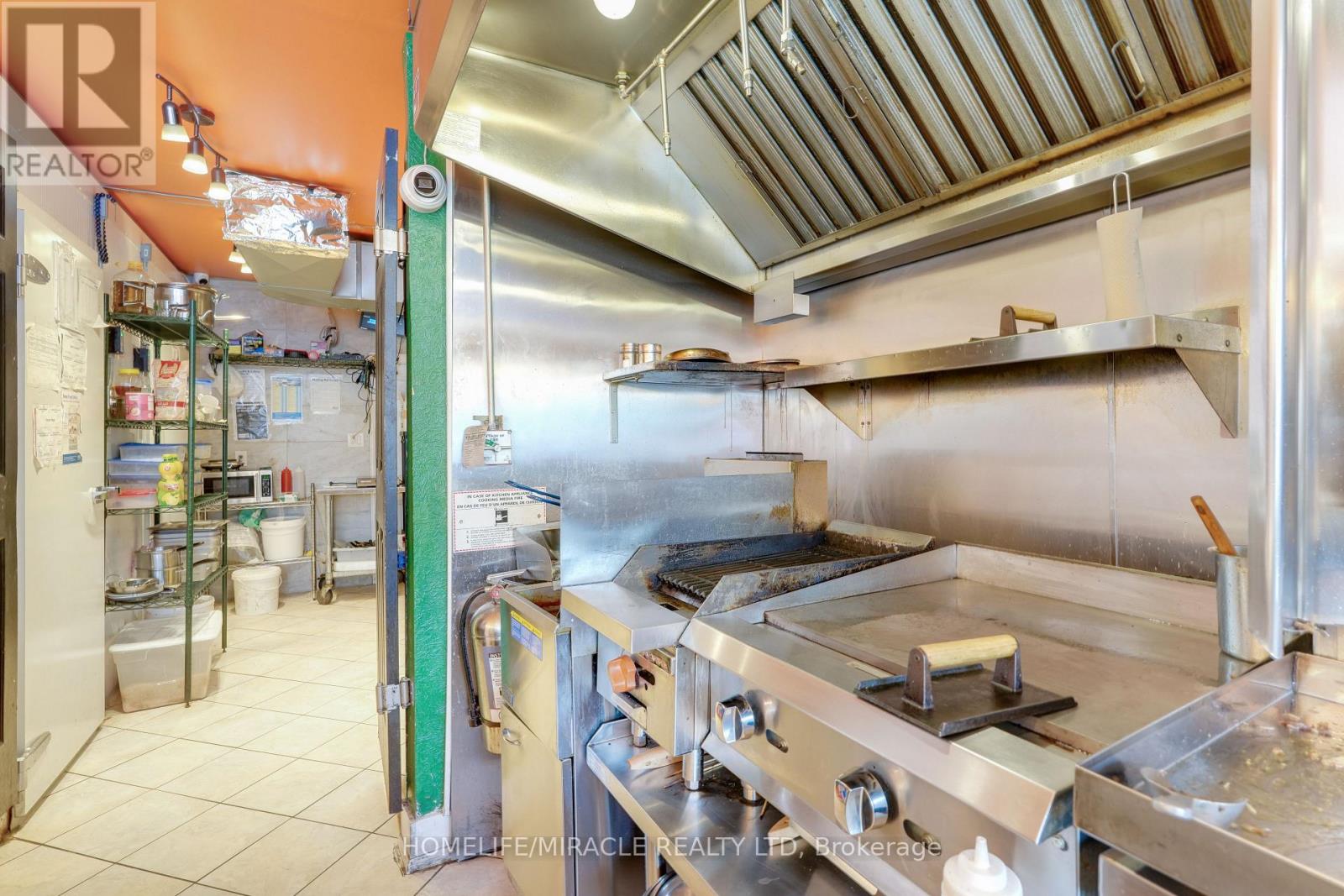 723 Lakeshore Road E, Mississauga, Ontario  L5G 1J7 - Photo 14 - W13037350