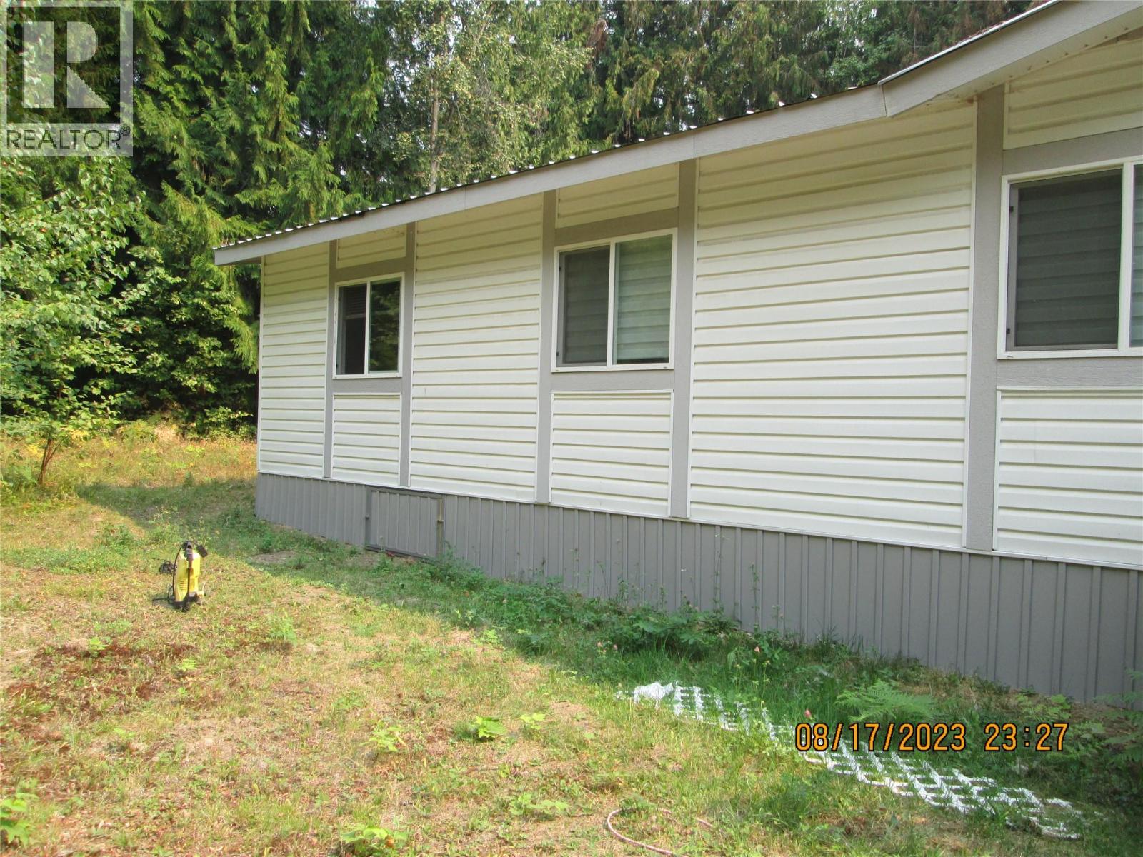 7250 Hurst Road, Salmon Arm, British Columbia  V1E 2P7 - Photo 36 - 10384359