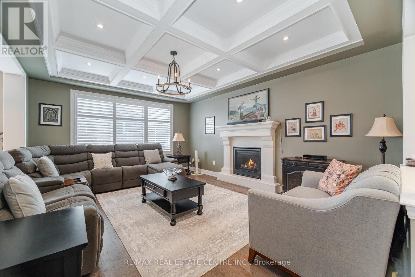 156 Camellia Crescent, Oakville, Ontario  L6H 1L2 - Photo 10 - W13037382