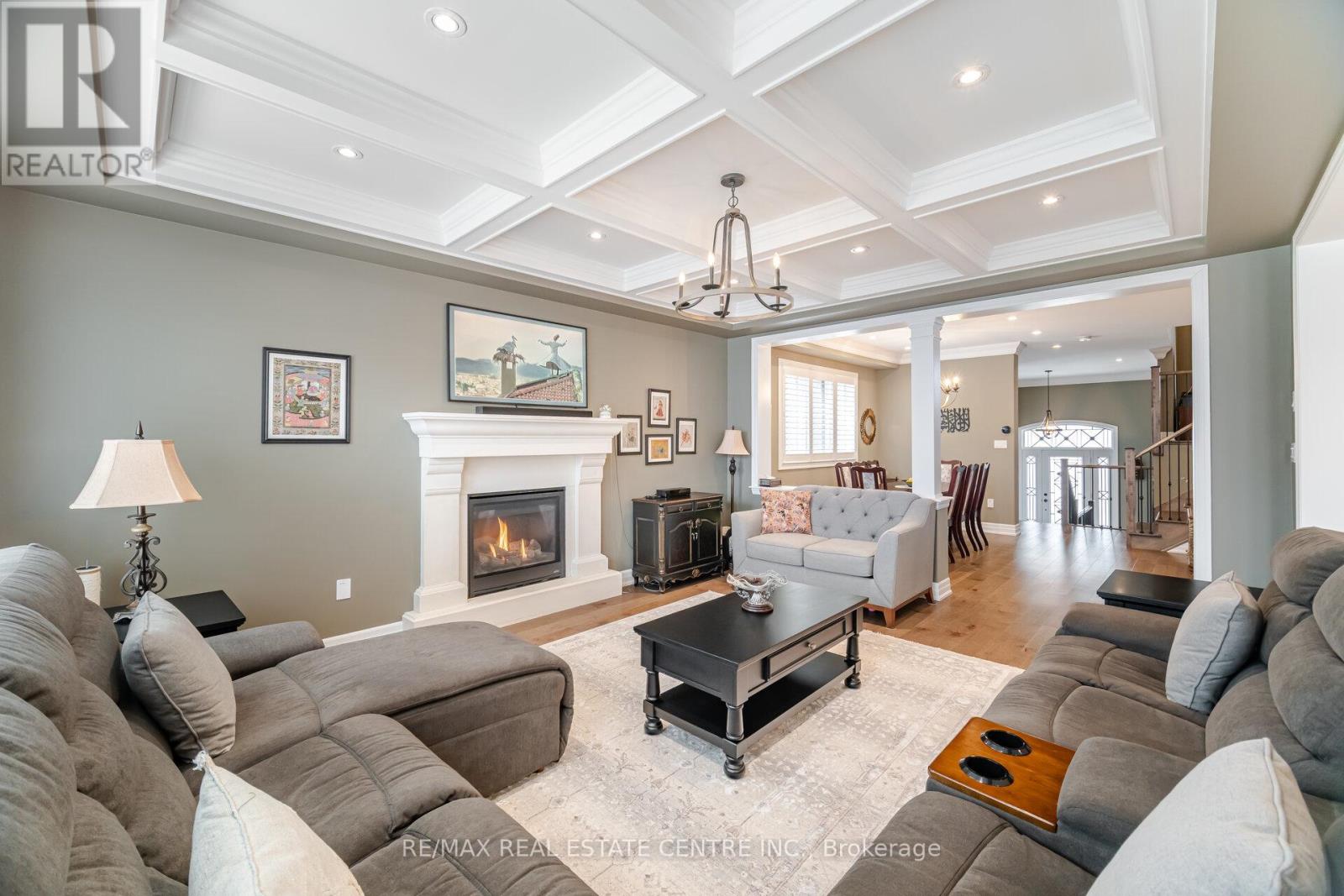 156 Camellia Crescent, Oakville, Ontario  L6H 1L2 - Photo 8 - W13037382