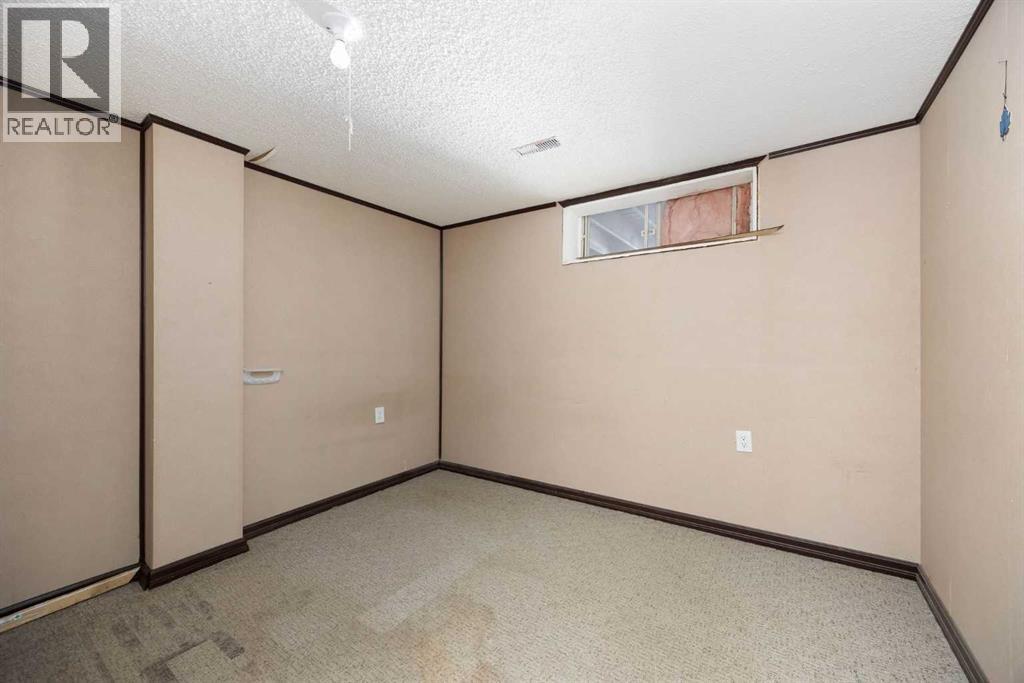 204 Tundra Drive, Fort Mcmurray, Alberta  T9H 4S8 - Photo 15 - A2276119