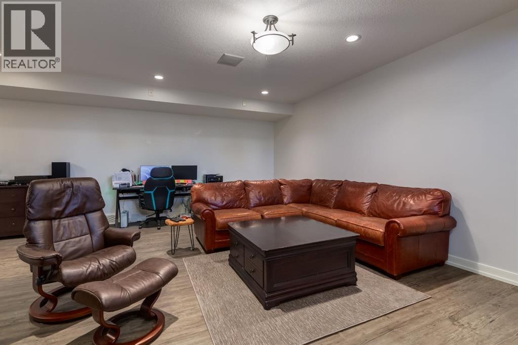 236 Montclair Place, Cochrane Lake, Alberta  T4C 0A8 - Photo 41 - A2285587