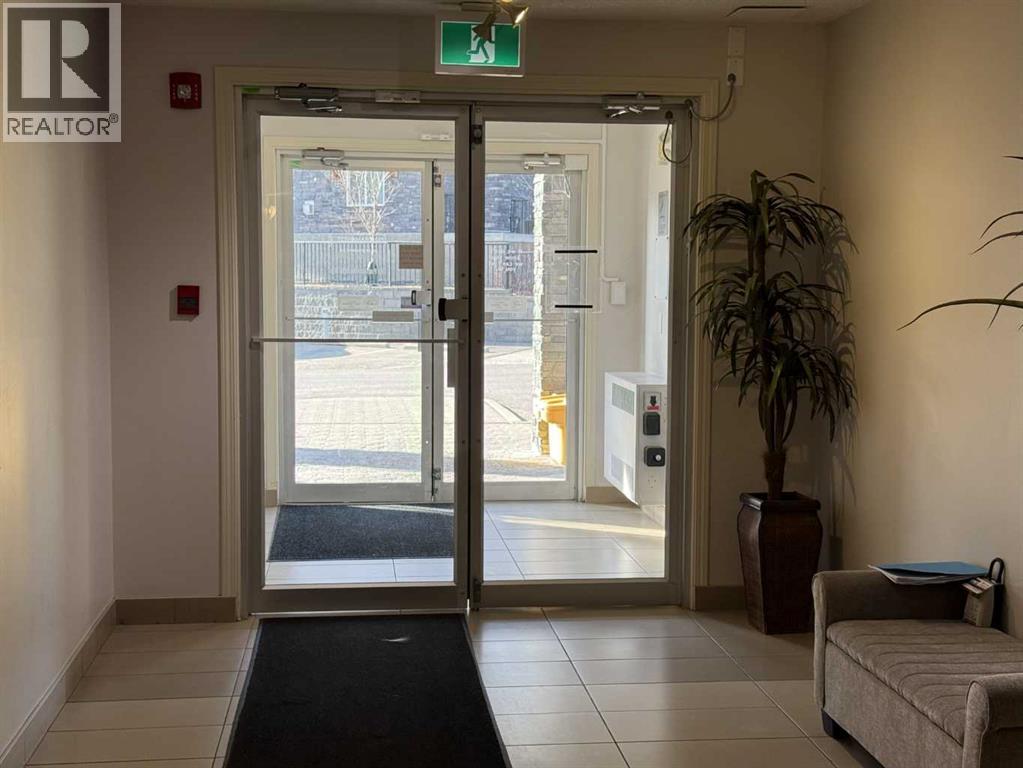 1403, 175 Panatella Hill NW, Calgary, Alberta  T3K 0V9 - Photo 2 - A2286350