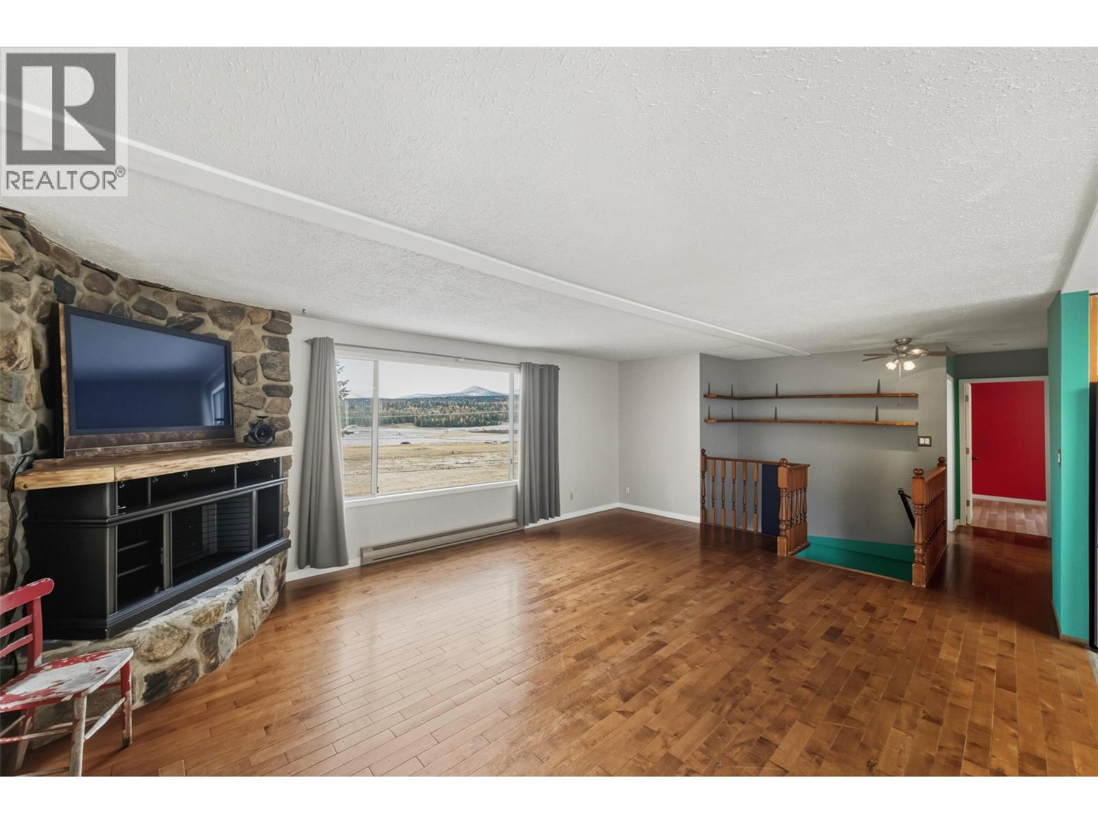 1414 Kelly Road, Bridesville, British Columbia  V0H 1B0 - Photo 4 - 10369908