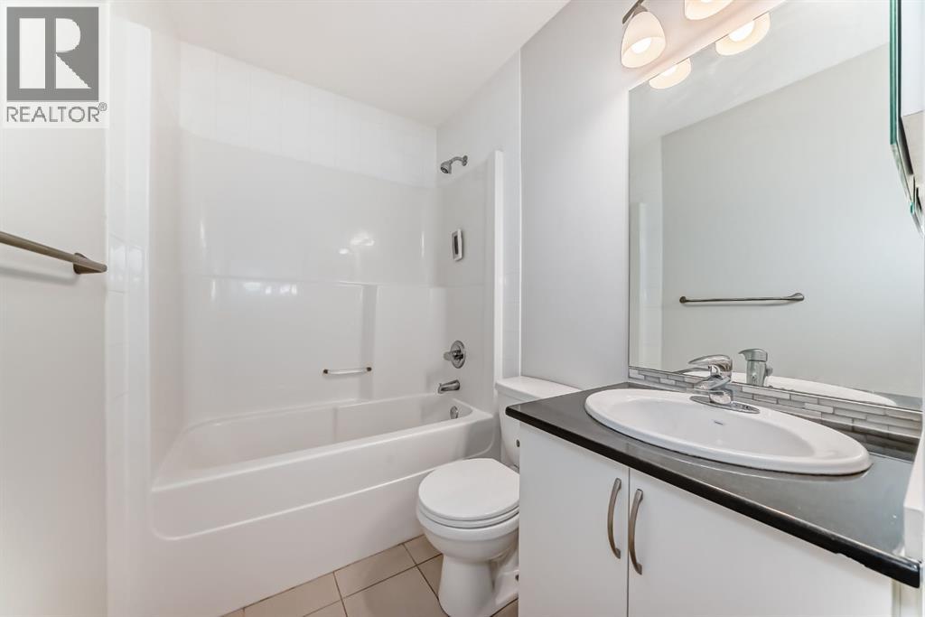 9 Panton View NW, Calgary, Alberta  T3K 0W2 - Photo 18 - A2302629