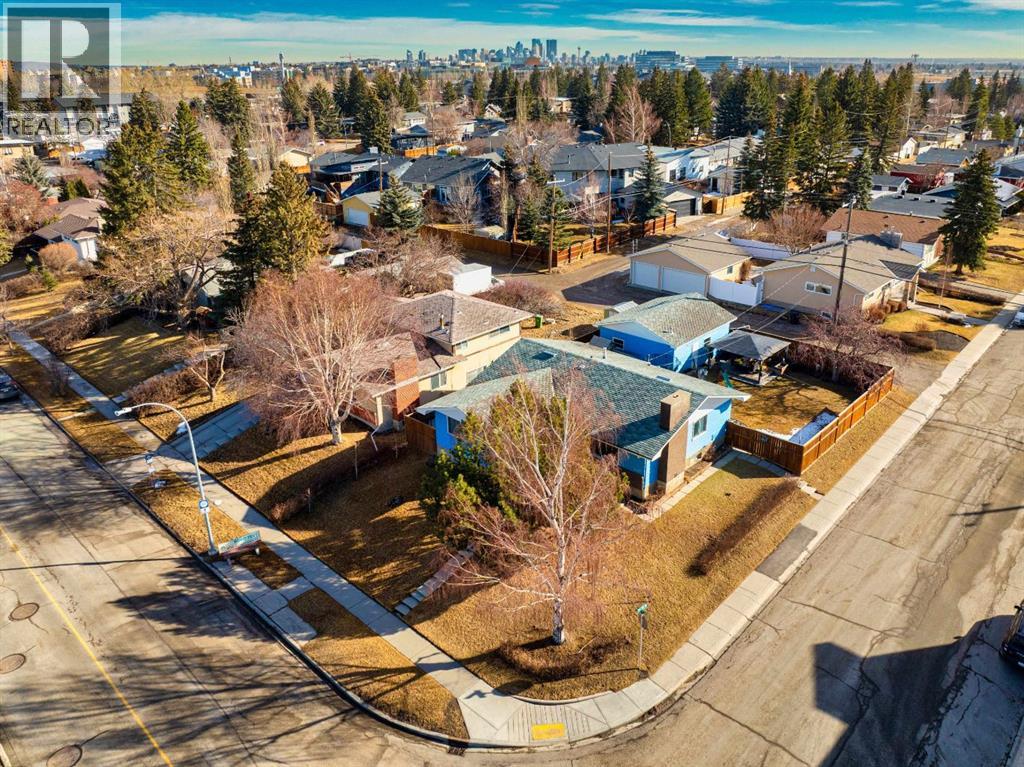 5424 37 Street SW, Calgary, Alberta  T3E 5M5 - Photo 3 - A2303793