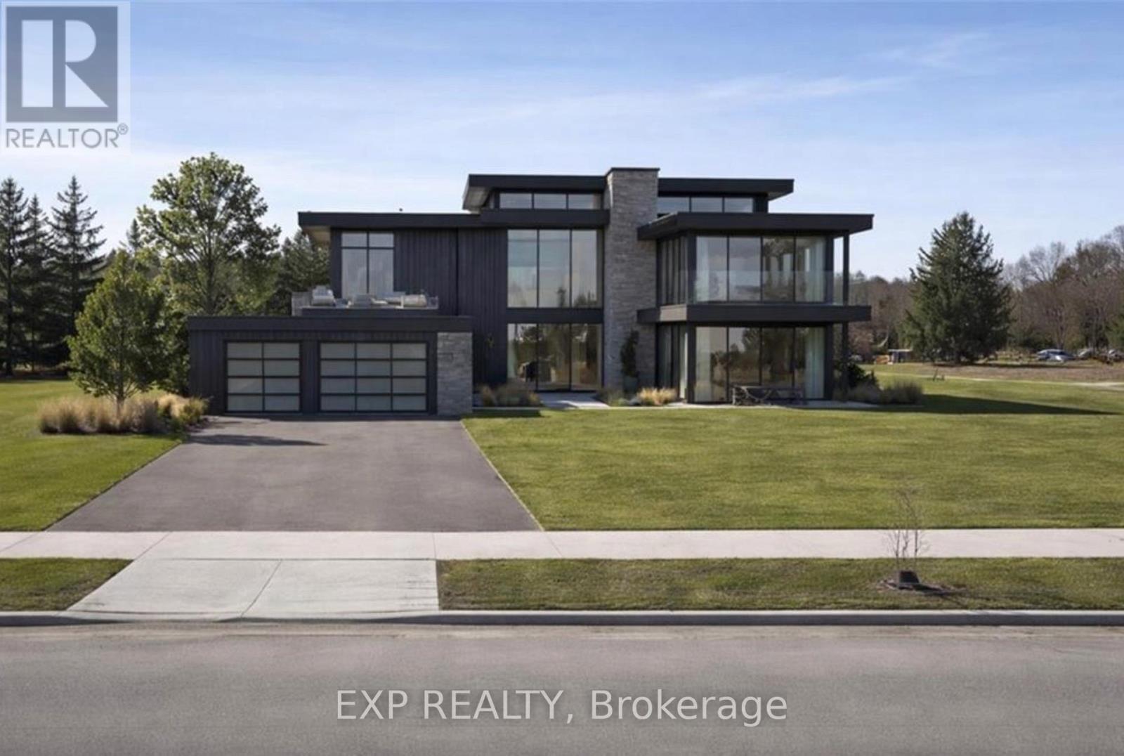 1070 SNYDERS FLATS ROAD, Waterloo, Ontario