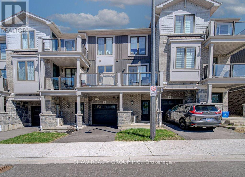 90 - 10 BIRMINGHAM DRIVE, Cambridge, Ontario