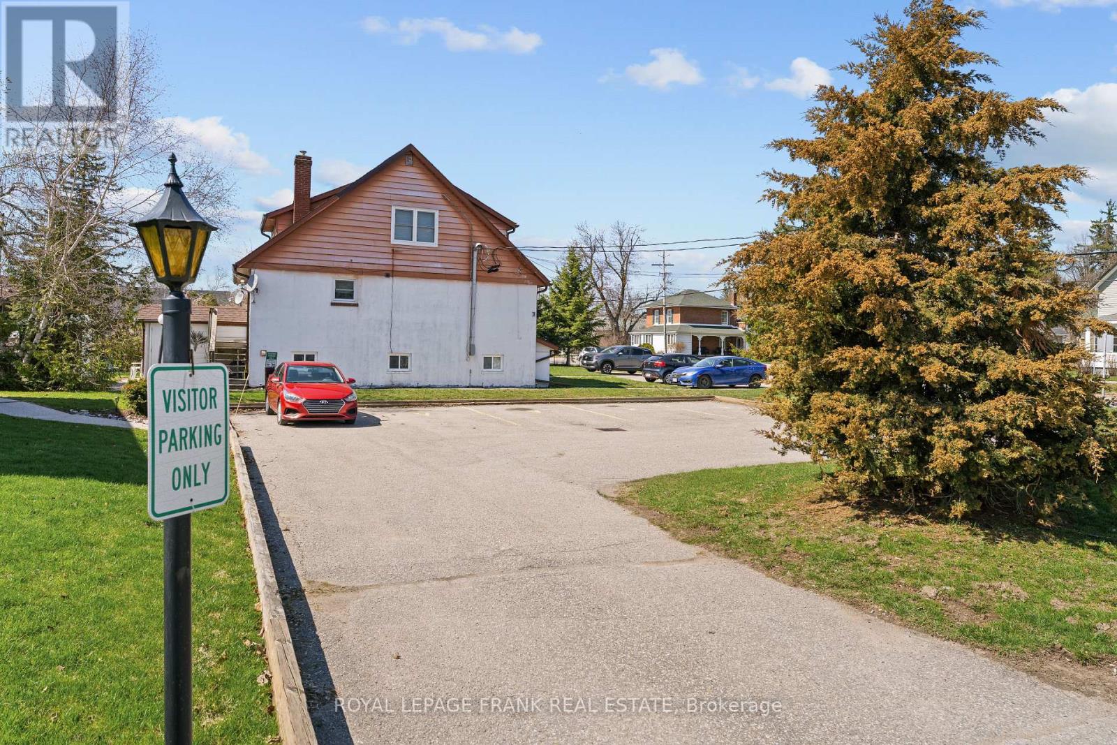 102 - 15 Clifton Street, Kawartha Lakes, Ontario  K0M 1N0 - Photo 26 - X12897834