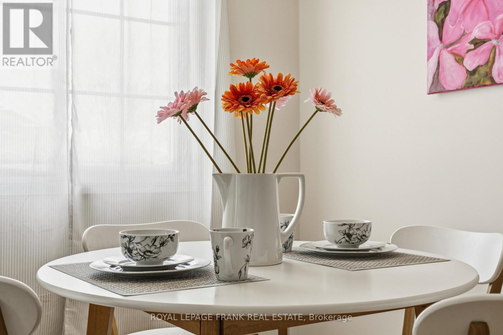 102 - 15 Clifton Street, Kawartha Lakes, Ontario  K0M 1N0 - Photo 20 - X12897834