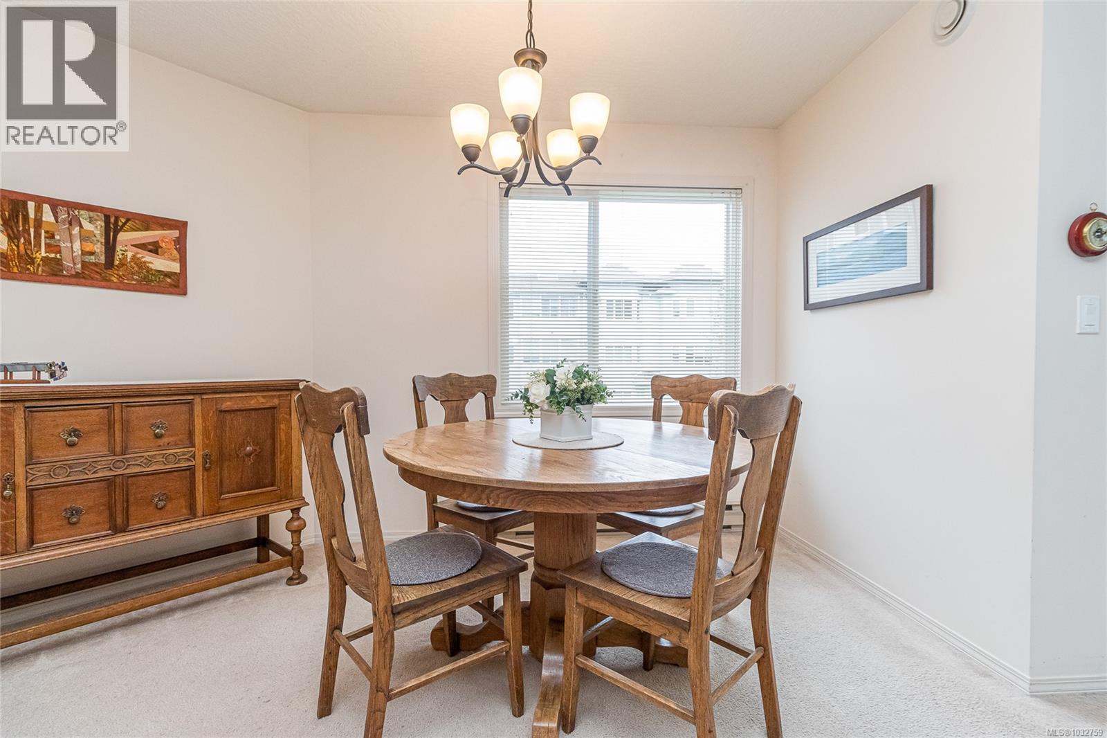 208 3931 Shelbourne St, Saanich, British Columbia  V8P 4H9 - Photo 13 - 1032759