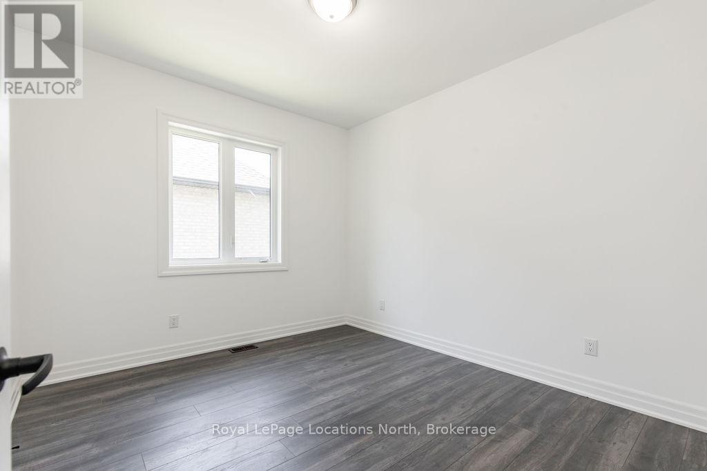 51 Natures Trail, Wasaga Beach, Ontario  L9Z 0H4 - Photo 14 - S12986672