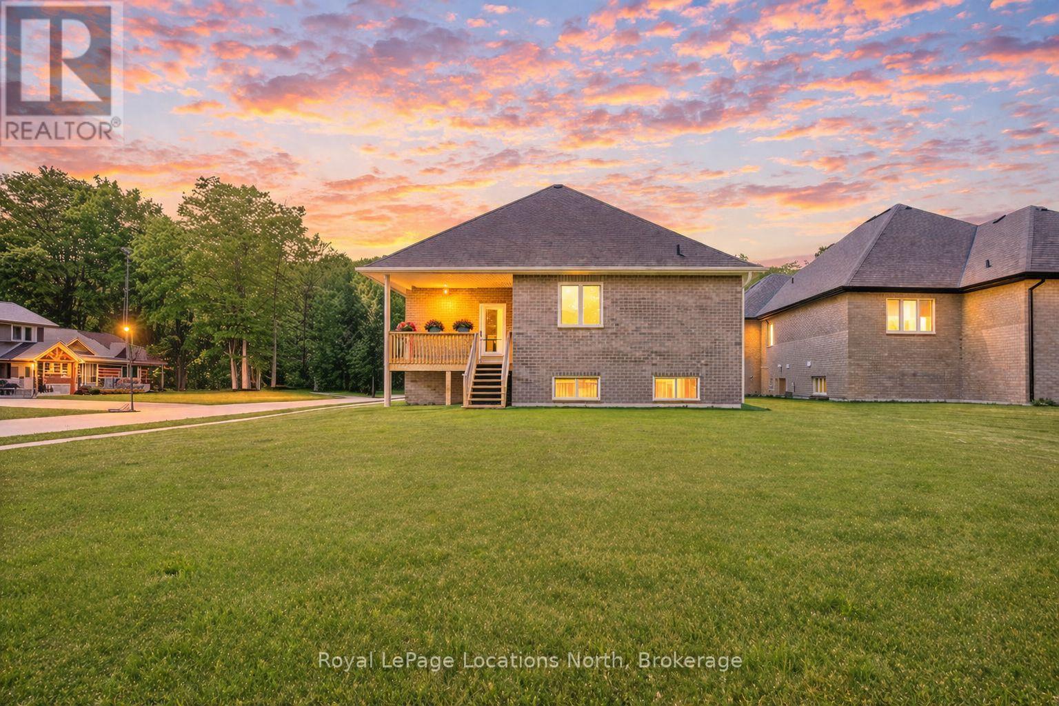 51 Natures Trail, Wasaga Beach, Ontario  L9Z 0H4 - Photo 2 - S12986672