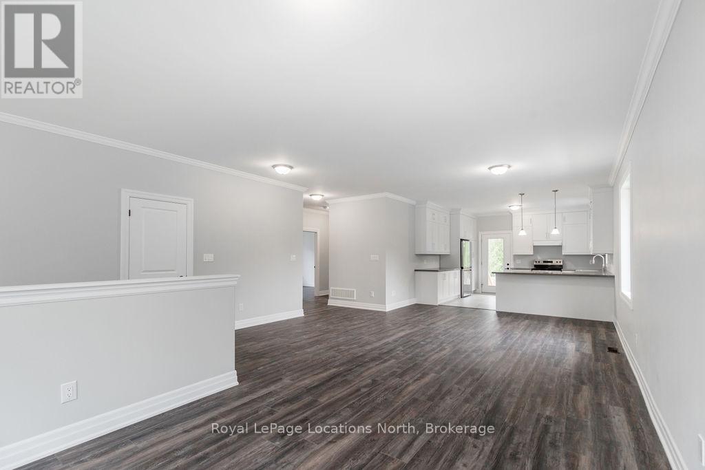 51 Natures Trail, Wasaga Beach, Ontario  L9Z 0H4 - Photo 4 - S12986672