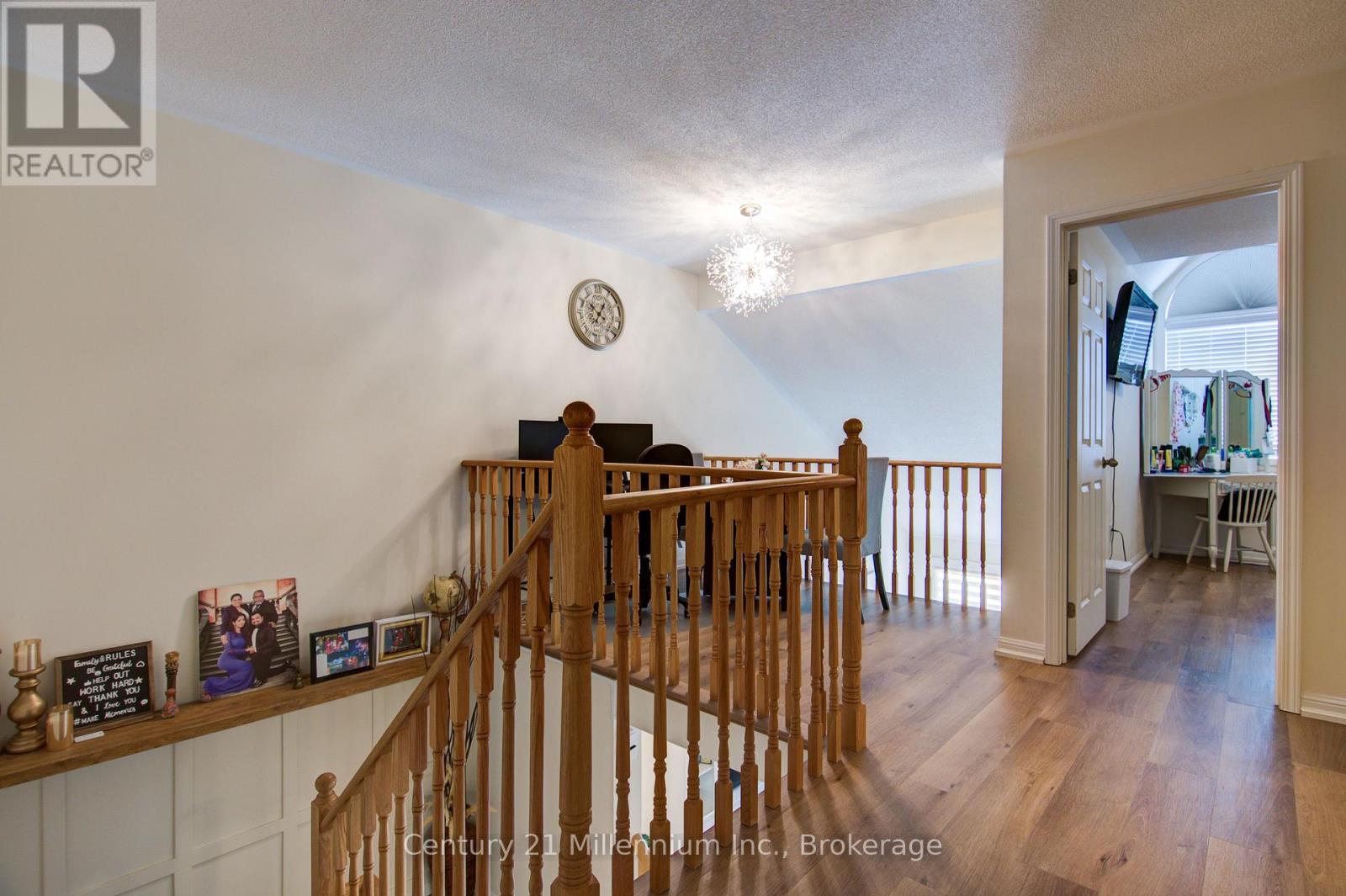 10 Providence Way, Wasaga Beach, Ontario  L9Z 0G3 - Photo 11 - S13037502